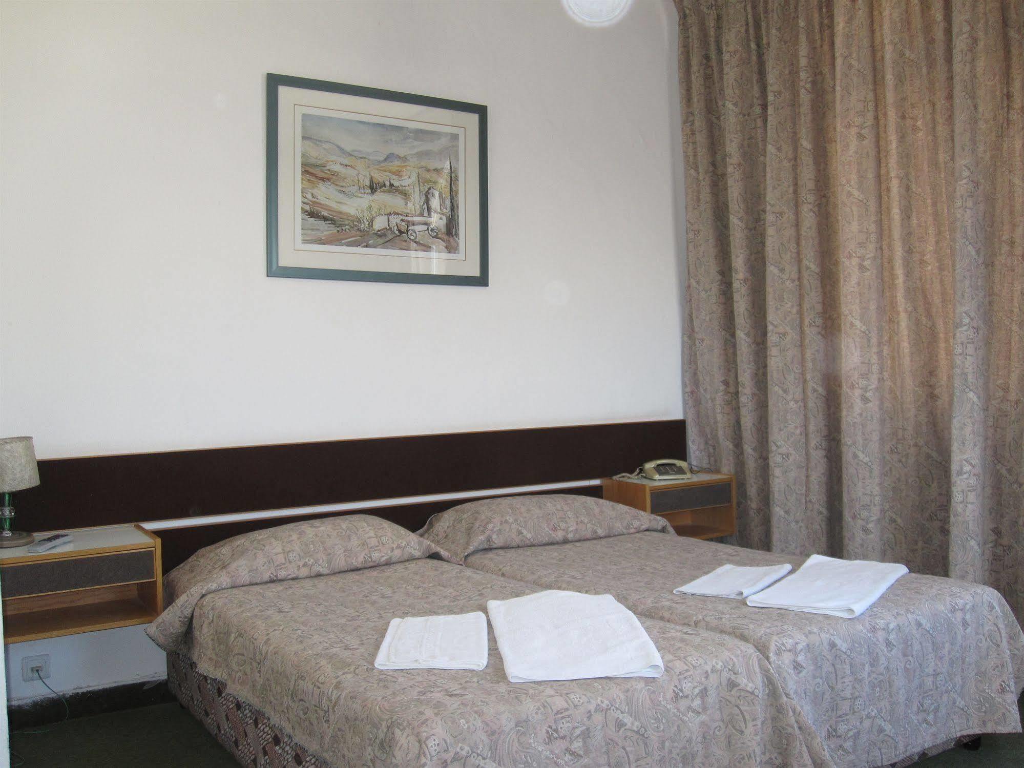 Rivoli Hotel Yerusalem Bagian luar foto