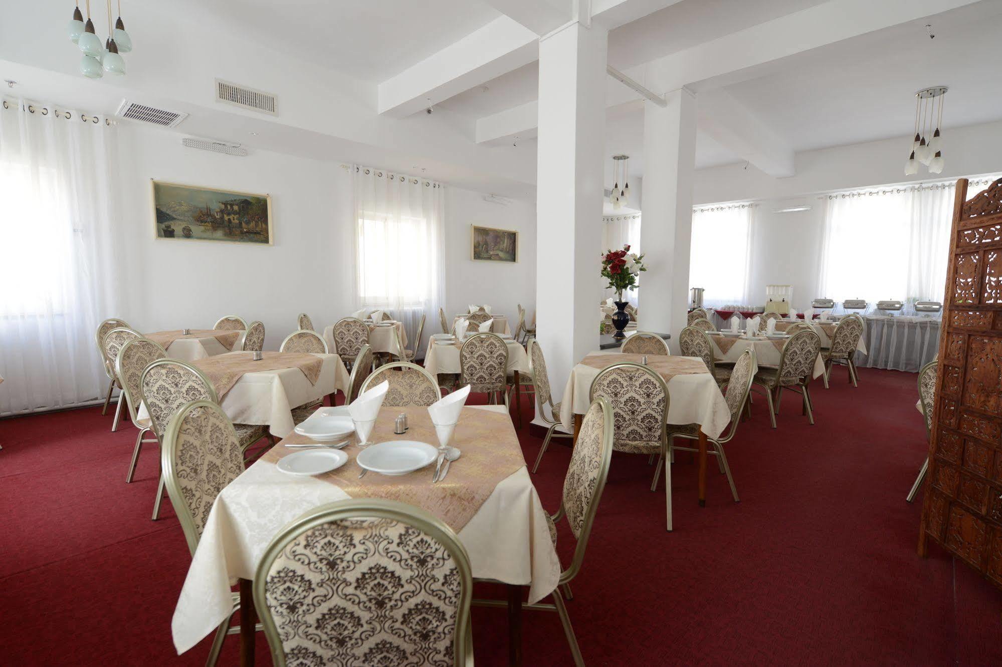 Rivoli Hotel Yerusalem Bagian luar foto